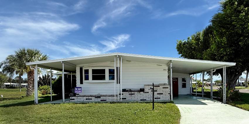 Mobile home for sale in Ellenton, FL